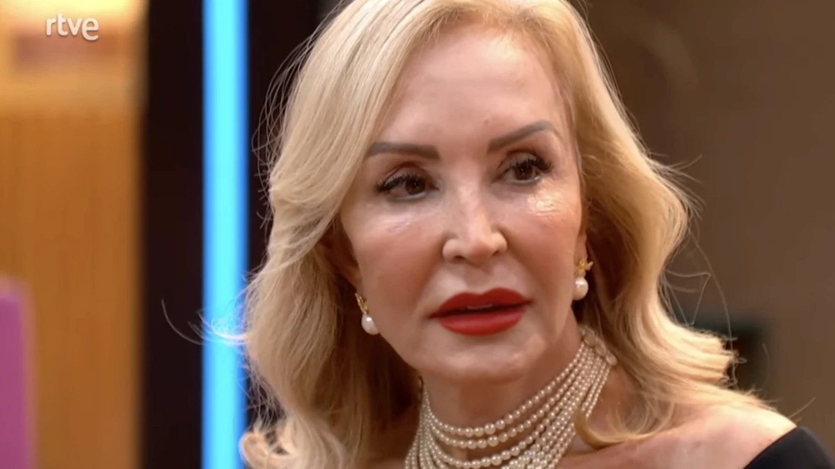 Carmen Lomana, 76 años: “Estuve con un tío de 42 años y yo estaba asustada, era como un armario de tres cuerpos y me quedé haciéndome la buenecita”