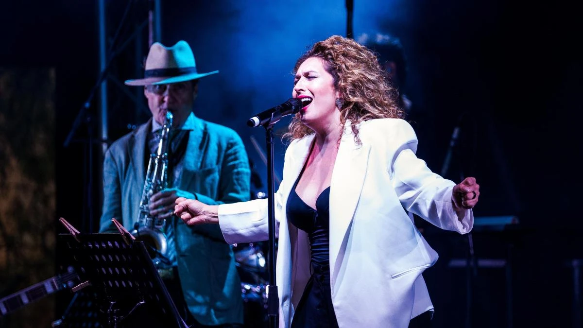 Estrella Morente triunfa con su homenaje a las grandes mujeres de la música en CAN REON