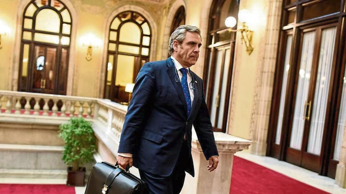 El ex director de Antifrau culpa a sus subordinados de que cobrase trienios inflados