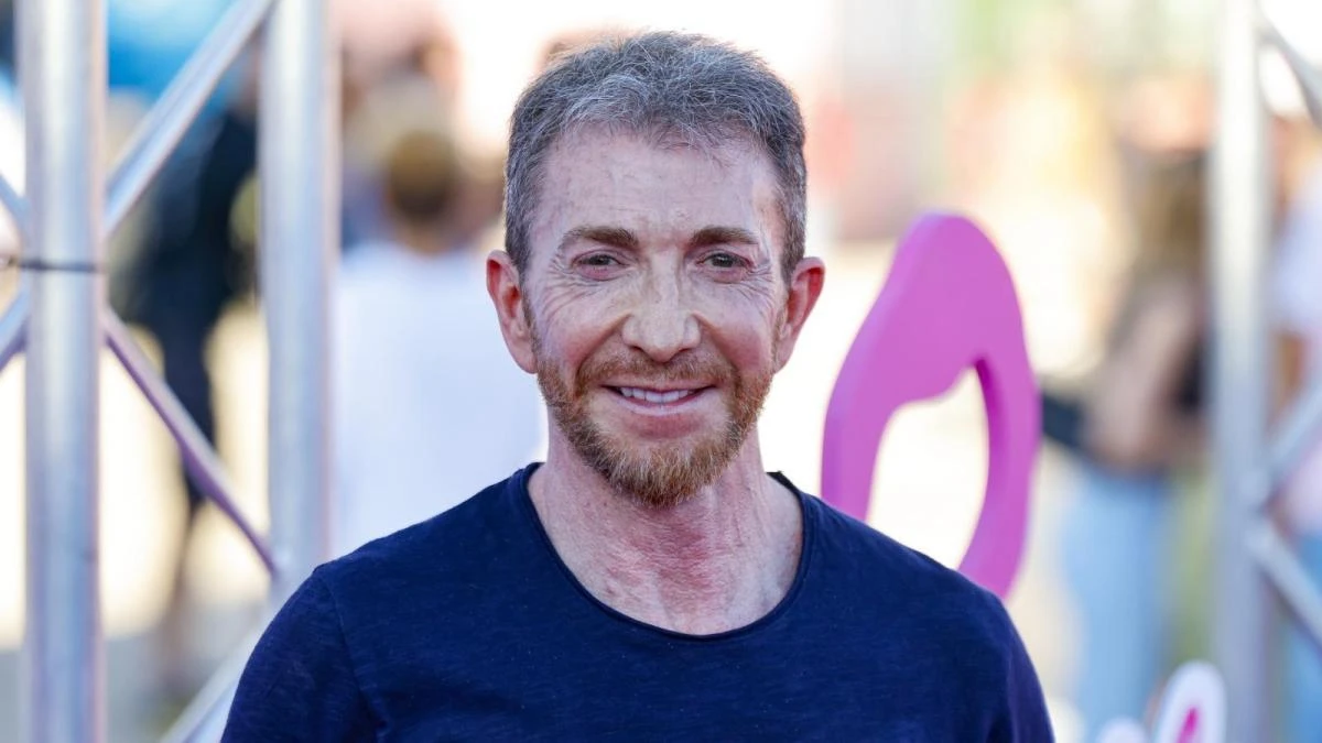 Pablo Motos, presentador, 59 años: “Mi cena lleva proteína, suero de leche, cacao, lino, mucho lino, es alpiste. También medio paquete de fresas y leche de avena”