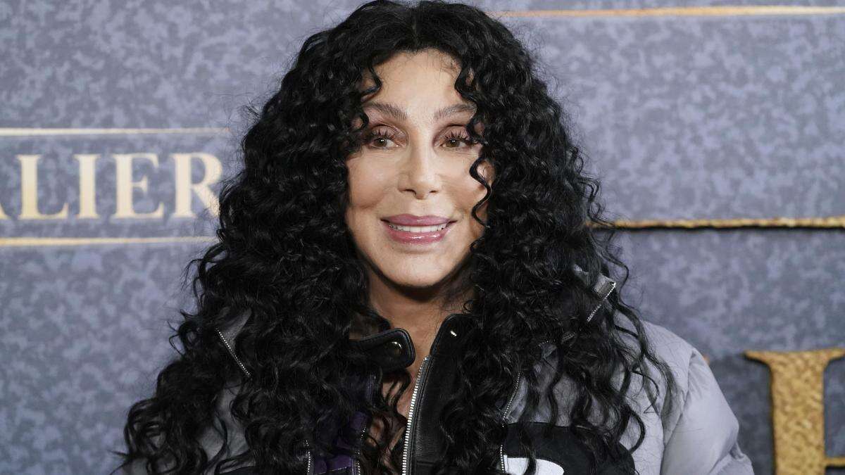 Cher no tiene intención de parar: de vender helados a sacar nuevo disco