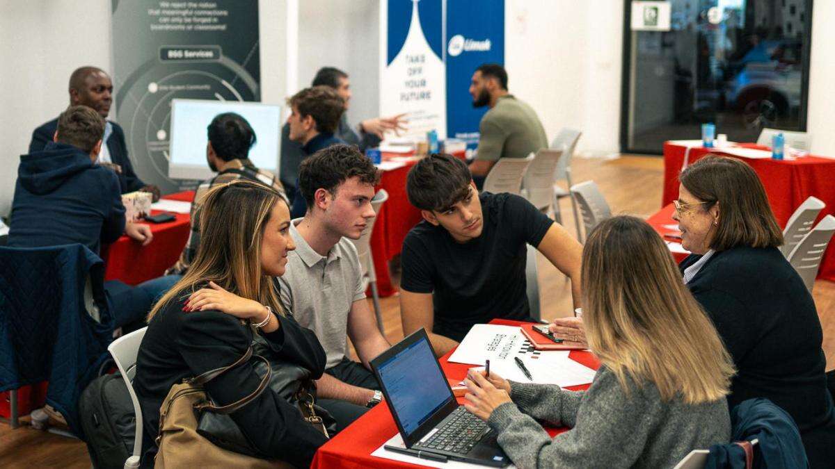 Más de 100 empresas y profesionales se unen en un encuentro estratégico de empleabilidad