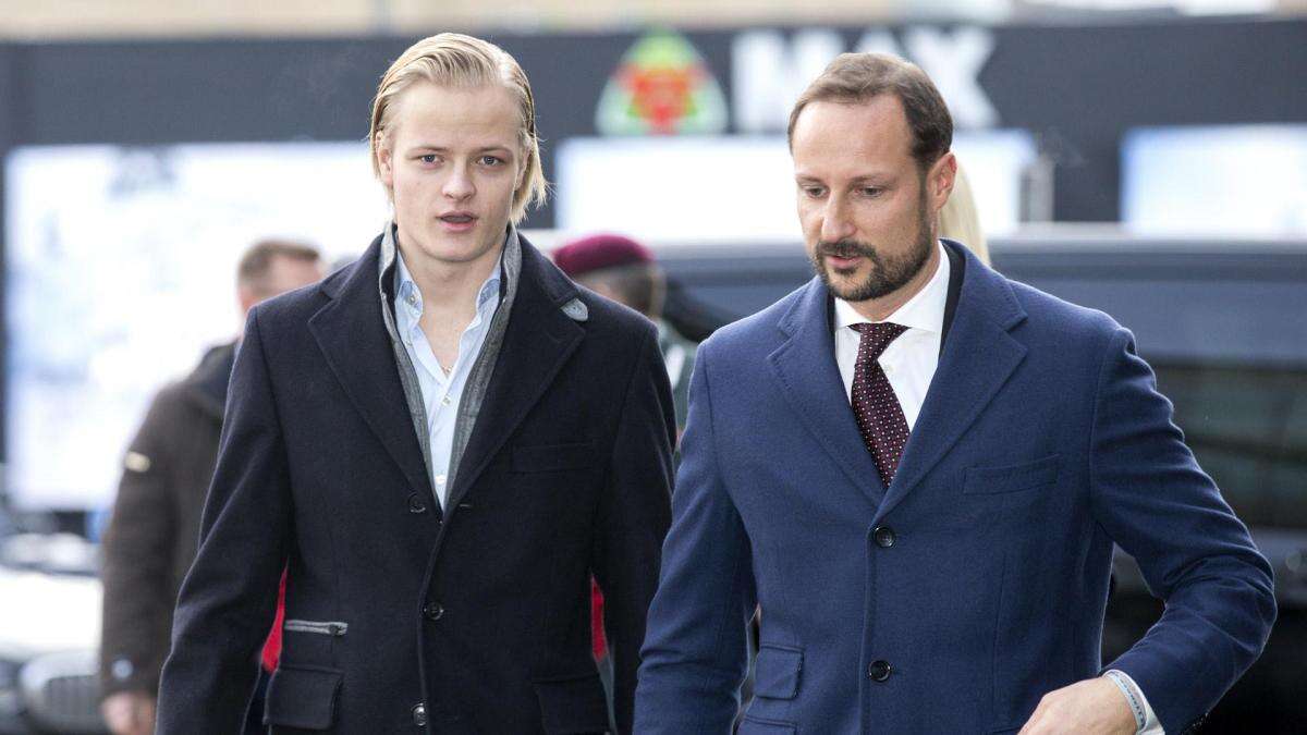 El príncipe Haakon de Noruega reflexiona sobre la crianza de Marius Borg tras su reciente detención