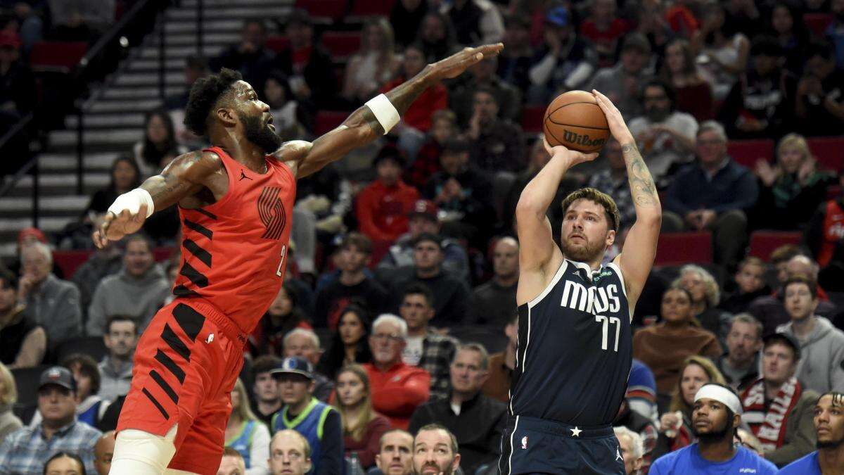 Doncic sigue haciendo historia y supera un récord de Chamberlain