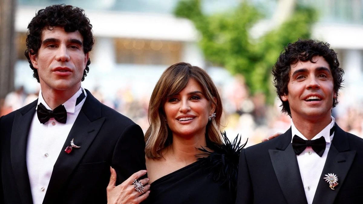 Penélope Cruz “amadrina” a los Javis en su histórico debut en la competición oficial de Cannes