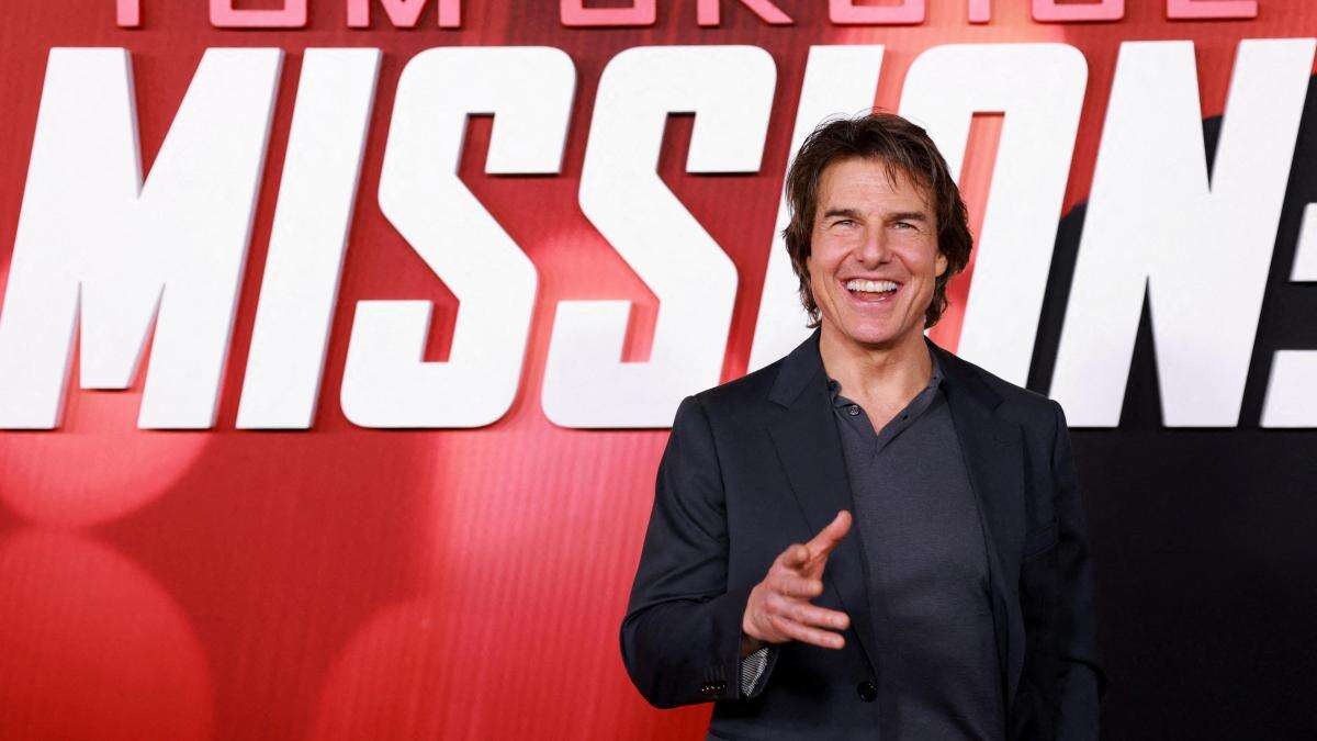 Tom Cruise se baña en aguas de Mallorca