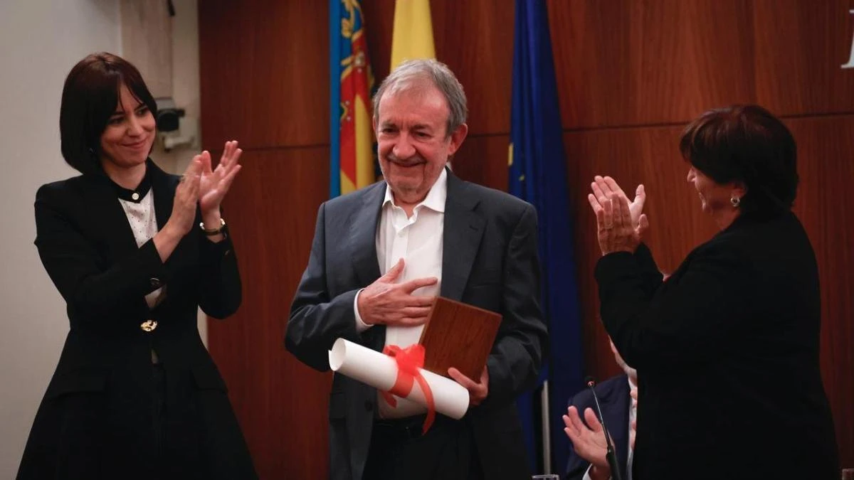 Diana Morant se vuelca con la AVL y compite con Compromís por la bandera del valenciano