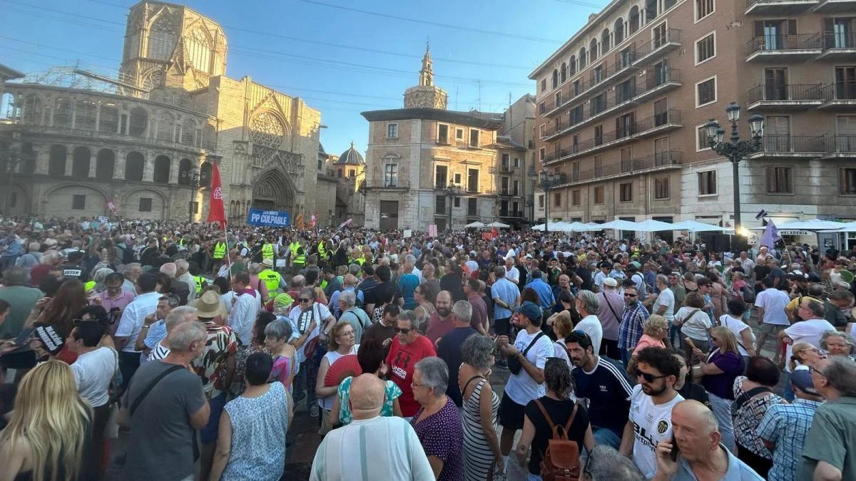 Nueva protesta contra Mazón por la gestión de la dana para iniciar el curso político valenciano
