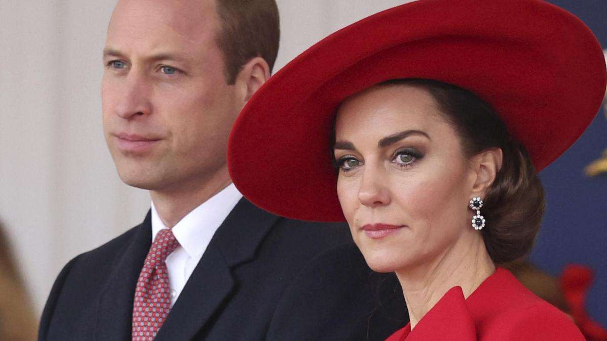 ¿Por qué Kate Middleton escogió publicar justamente una foto donde no llevaba el anillo de compromiso?