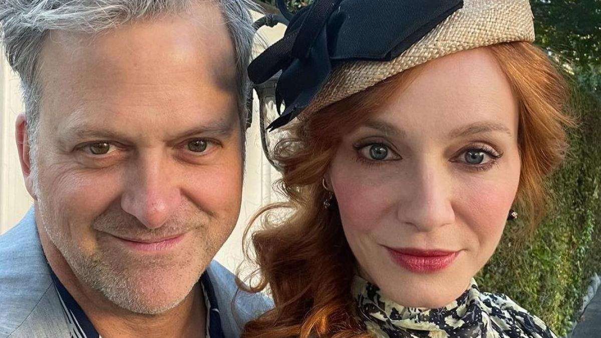 Christina Hendricks se casa con George Bianchini en el refugio secreto de Napoleón Bonaparte