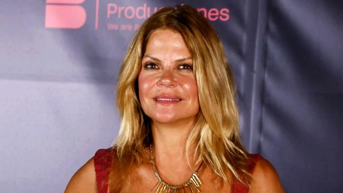 La cirugía a la que se sometió Makoke (55 años) para rejuvenecer su rostro: “Se recorta la flacidez del cuello y la mandíbula y se sube para reforzar los pómulos”