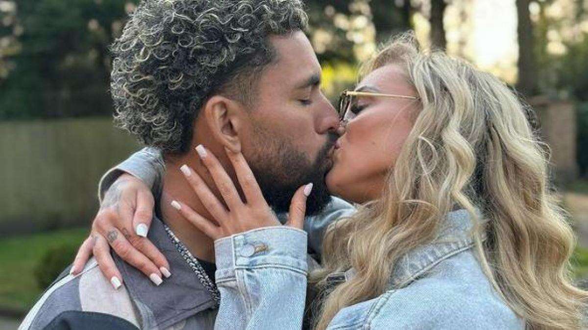 Entrar a robar en la casa de los futbolistas Douglas Luiz y Alisha Lehmann y se llevan 500.000 euros en joyas y relojes