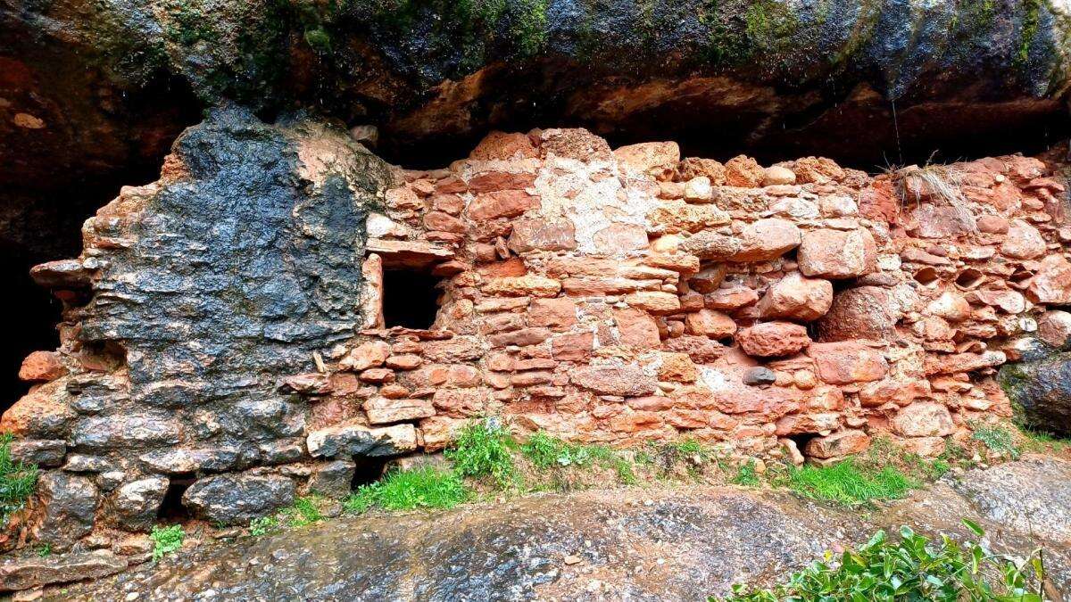 Reto visual: ¿Eres capaz de ver una cara en esta cueva de piedra?