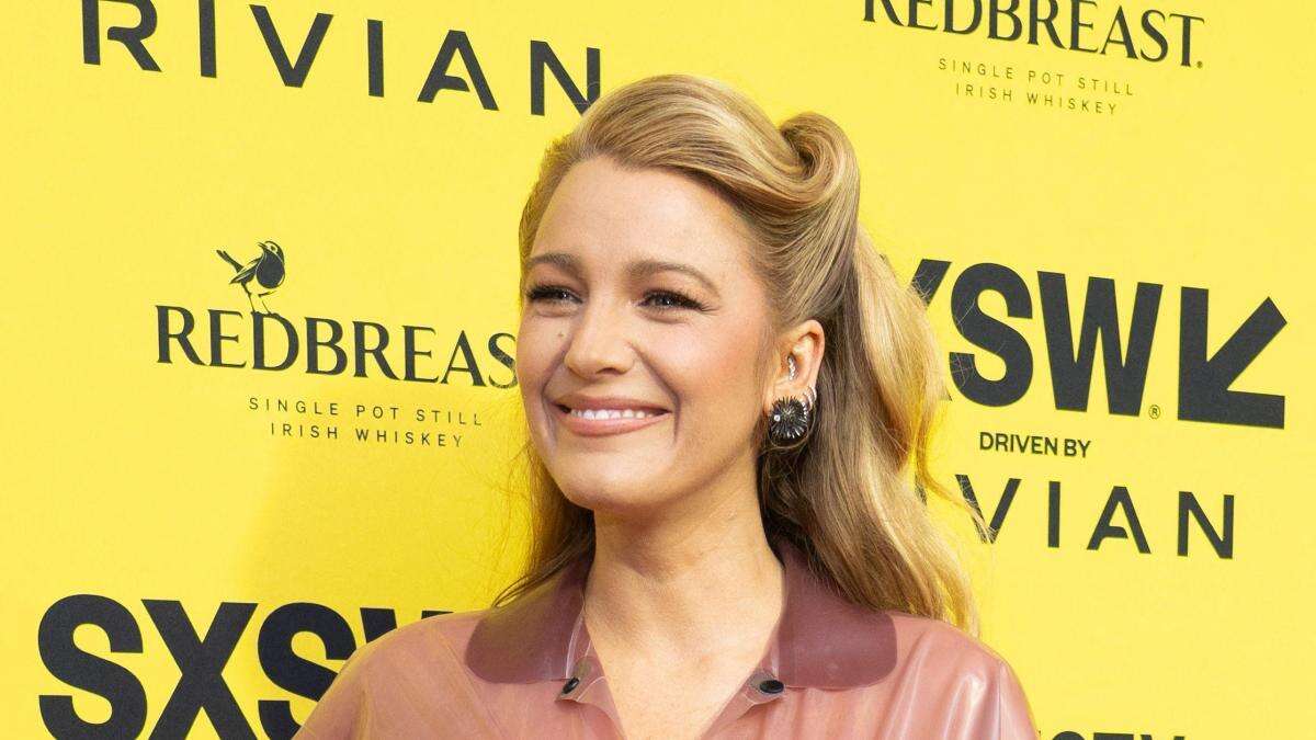 Una influencer denuncia a Blake Lively