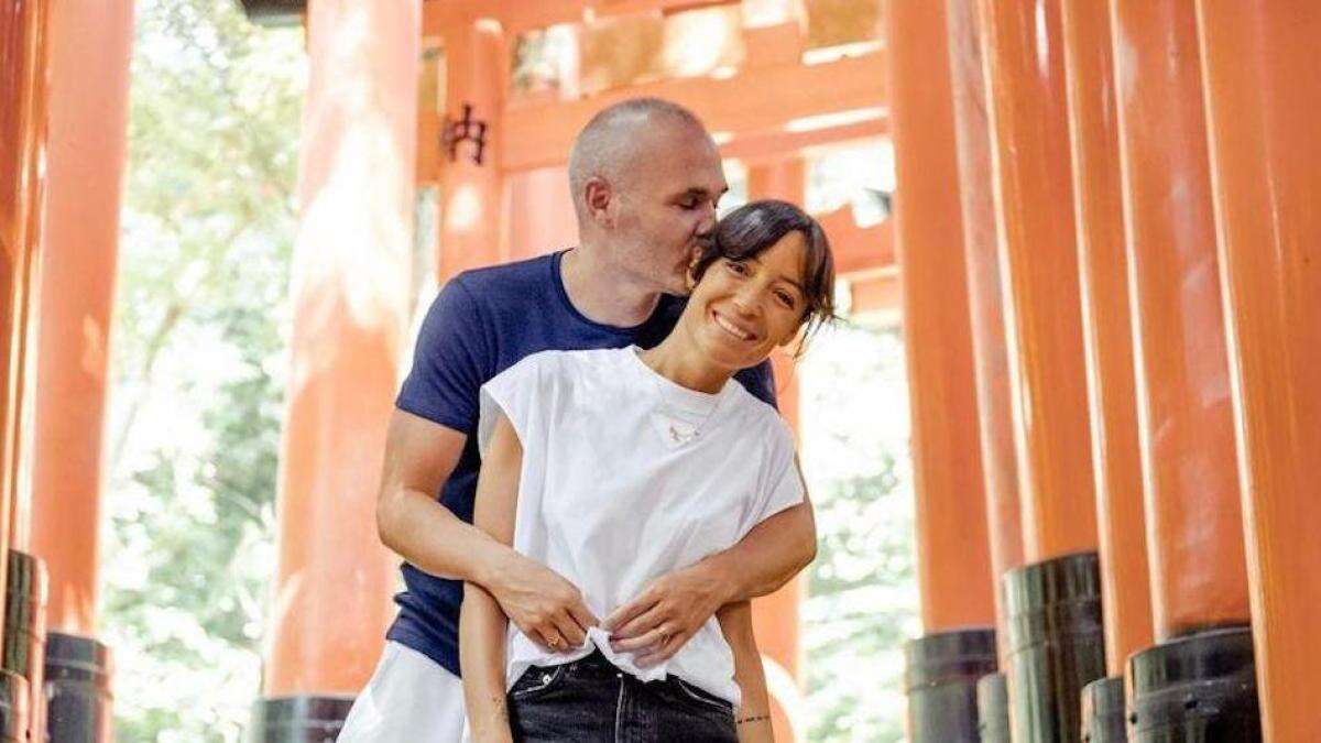 La vida de Andrés Iniesta tras colgar las botas: padre de familia numerosa y múltiples negocios más allá del vino