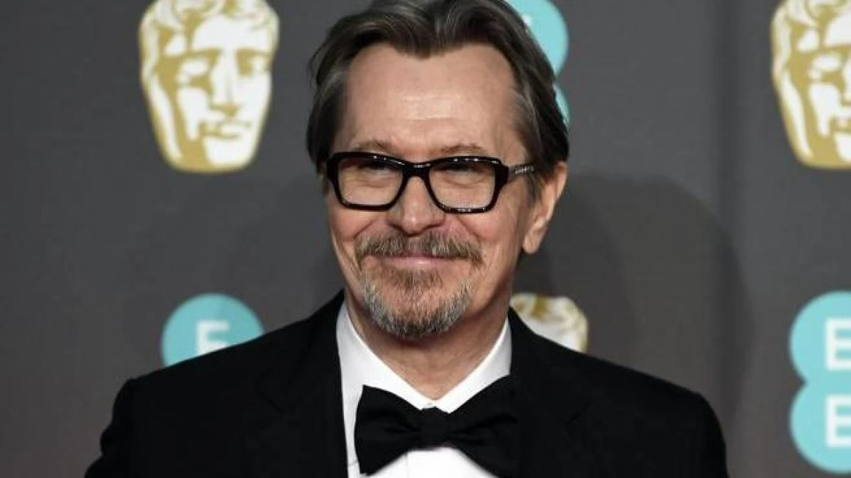 Gary Oldman, 67 años, actor: “Llegué a creer que no podría pasar ni medio minuto sin beber alcohol”