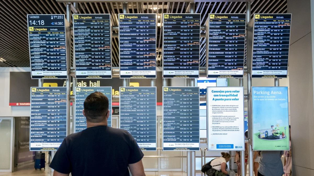 Aena gana un 15% más después de elevar un 4,7% los pasajeros en los aeropuertos españoles