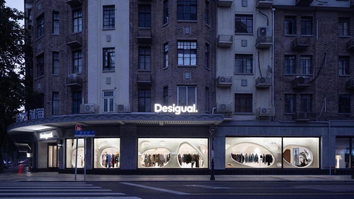 Desigual inicia nueva etapa con 95 tiendas menos y una clientela más joven
