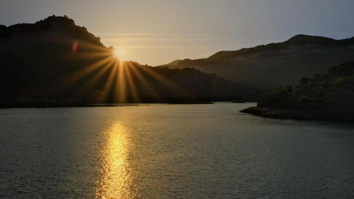 El sol en Siurana y la luna en Prades