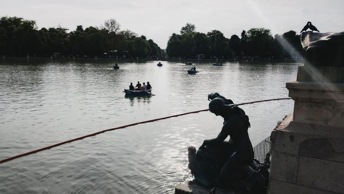 El atardecer de plata de El Retiro