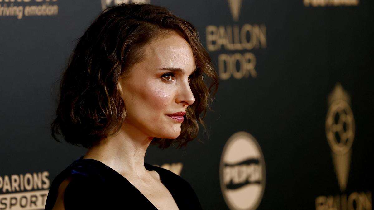 Natalie Portman, un cisne negro del fútbol femenino