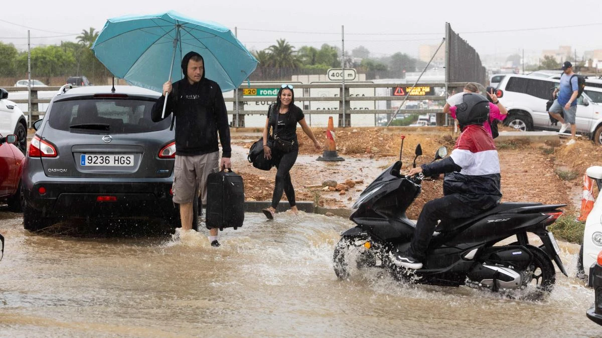 Una tromba de agua histórica provoca el caos en Eivissa y deja dos heridos