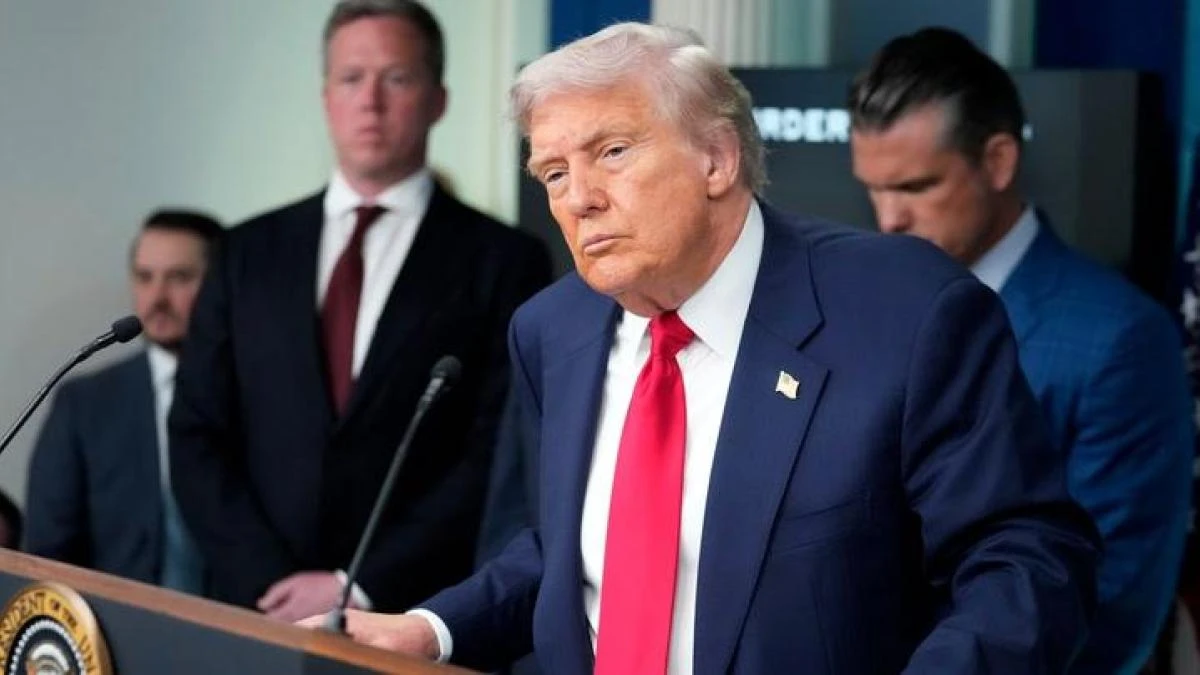 Trump dice que vetará a los distritos escolares de California que no respeten sus políticas transgénero