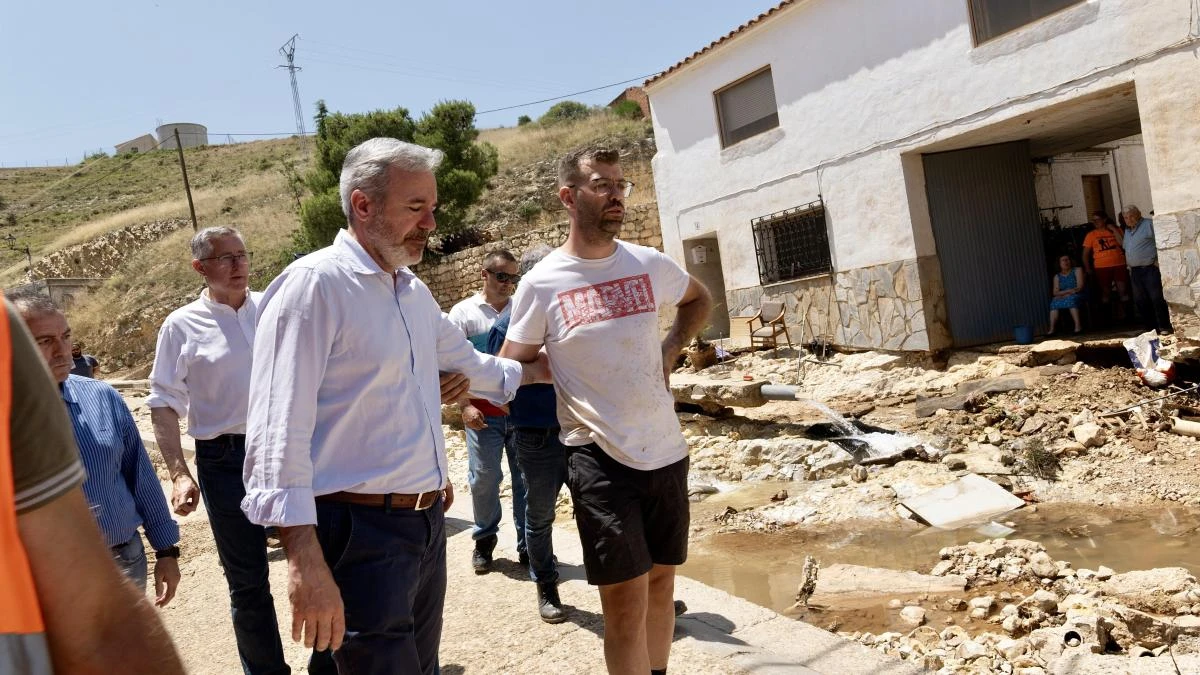 Azcón señala a la Aemet por no dar una previsión “más realista” de las tormentas que arrasaron varios pueblos