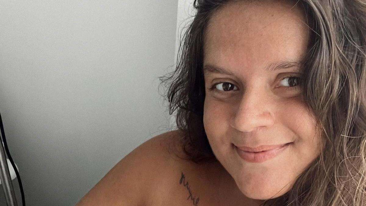 Laura Yanes da a luz y recibe críticas por exponer al bebé en redes sociales a las pocas horas