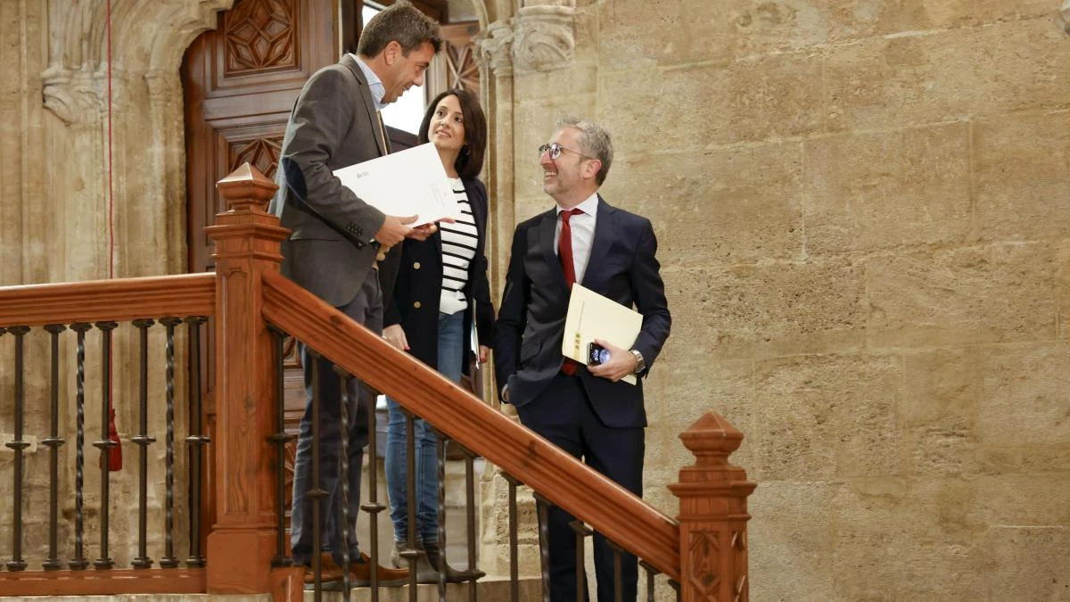 Un PSPV en horas bajas gana peso en el PSOE mientras el PP de Mazón respira con Tellado