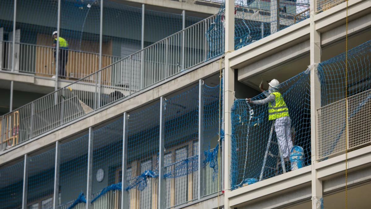 El ICF recibe 490 millones del BEI para construir 4.300 viviendas de alquiler
