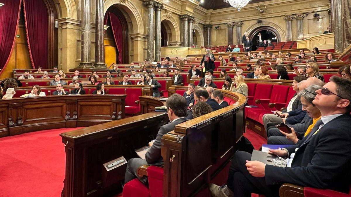 Los socios de investidura validan entre amonestaciones un decreto clave del Govern