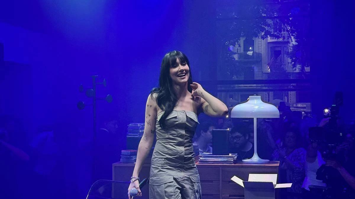 Aitana regala un emocionante 'Listening Party' a sus fans de Barcelona
