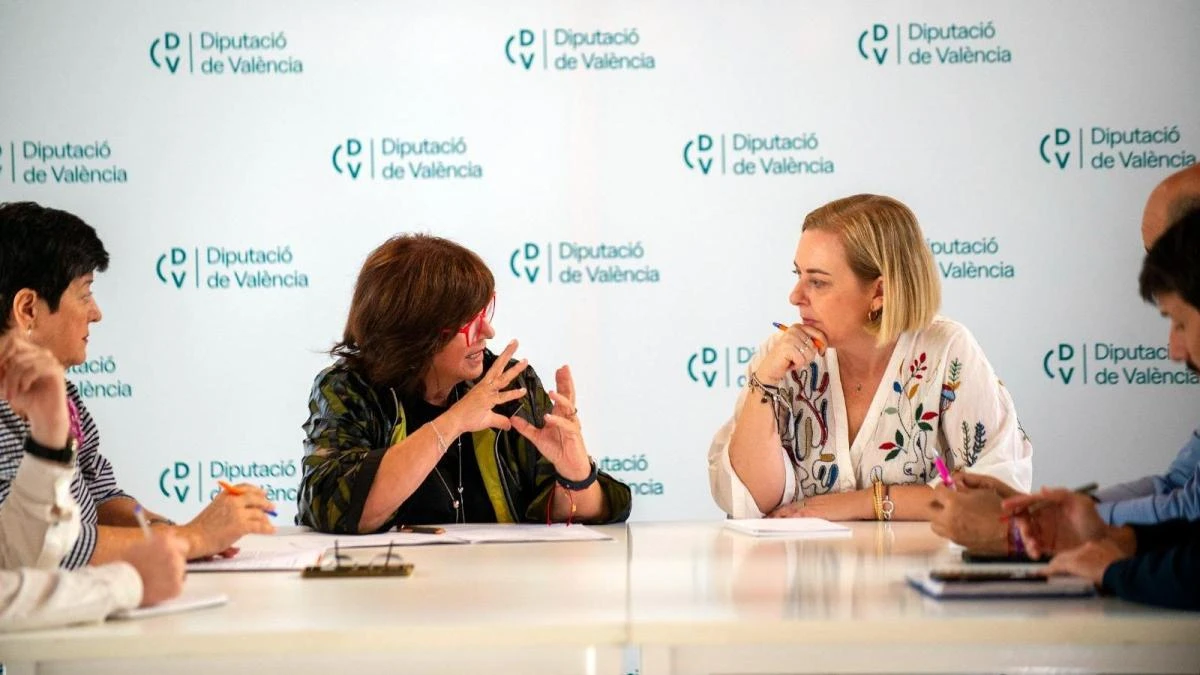 La Acadèmia de la Llengua replica a Mazón: “No es bueno hacer saltar por los aires consensos”