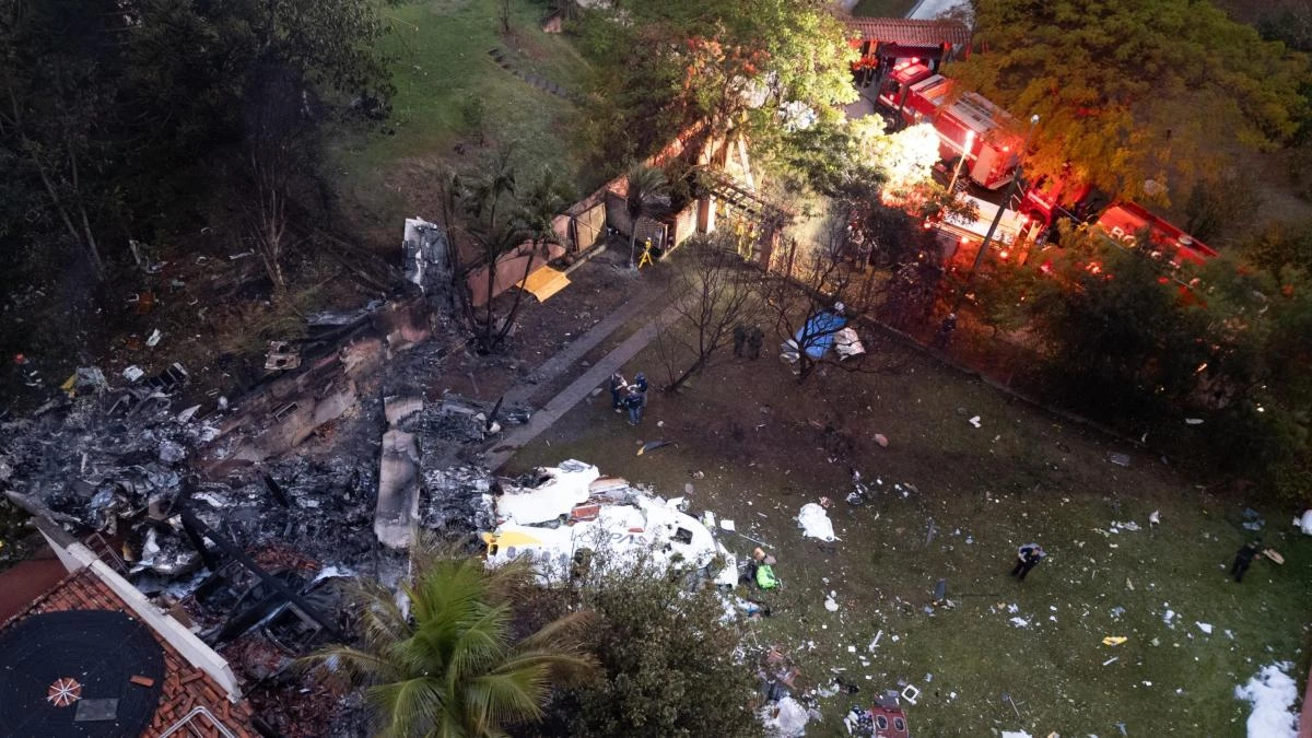 Cajas negras: el avión brasileño se estrelló un minuto después de que pilotos detectaran problemas