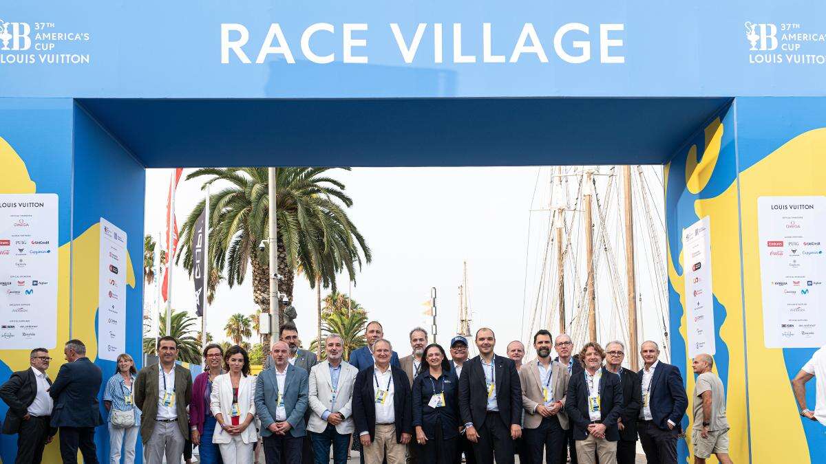 Las autoridades dan la bienvenida a la inauguración del Race Village oficial de la Louis Vuitton 37ª Copa del América