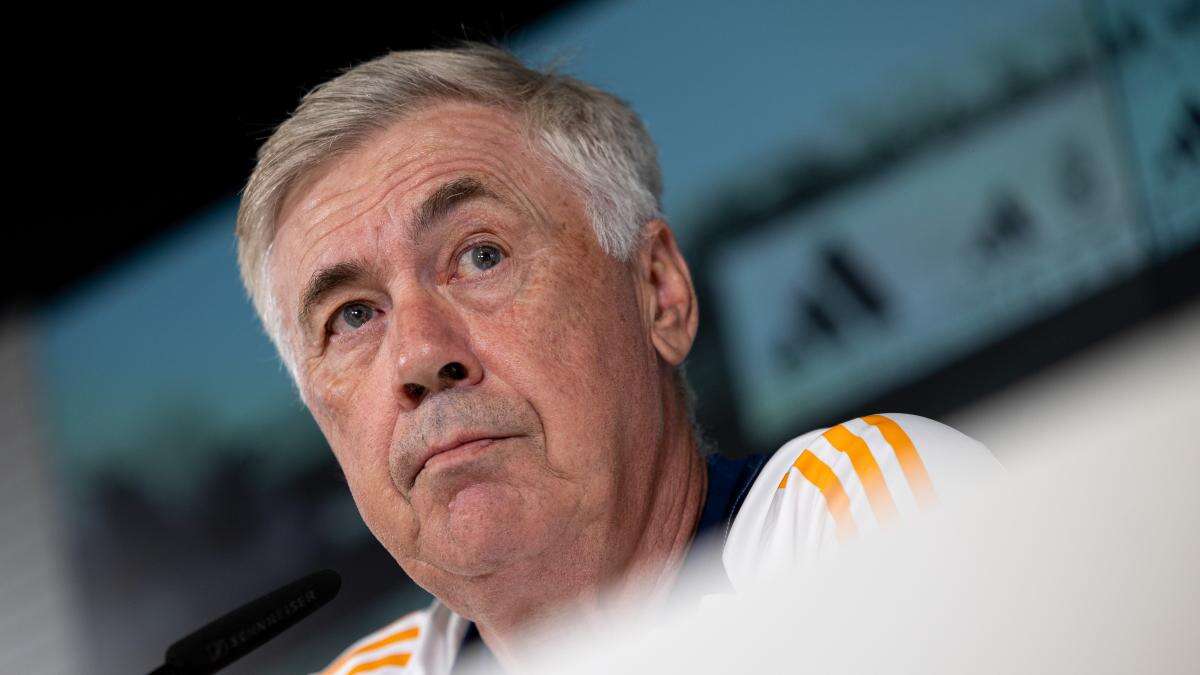 Ancelotti: “No vamos a jugar por la derecha cuando llevamos dos Champions jugando por la izquierda”