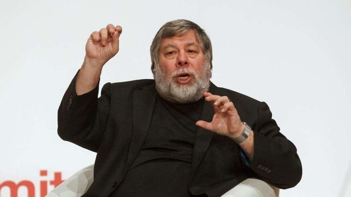 Hospitalizado de urgencia Steve Wozniak, cofundador de Apple, en México