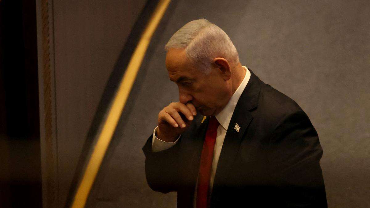 Netanyahu llega al tribunal para testificar por primera vez en su caso por corrupción