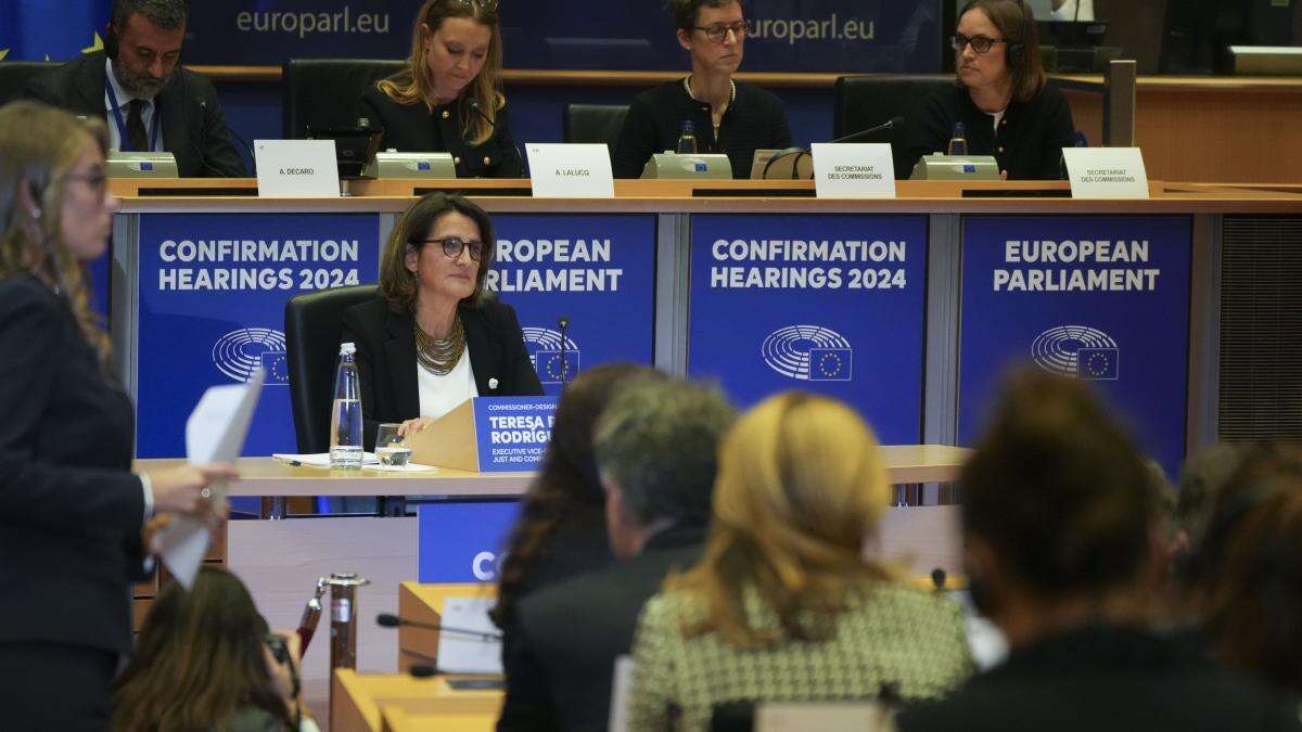 La UE confía en que la nueva Comisión comience el 1 de diciembre, pese al bloqueo a Ribera