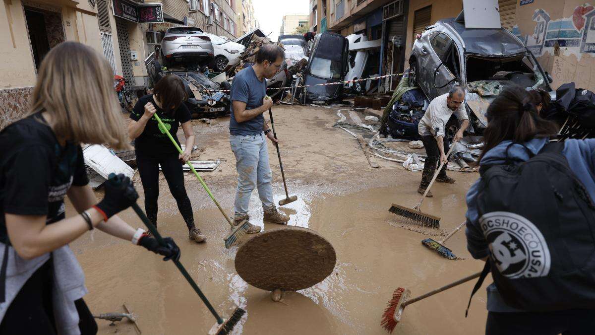 Mazón convoca mañana al voluntariado en la Ciutat de les Arts i les Ciències de València