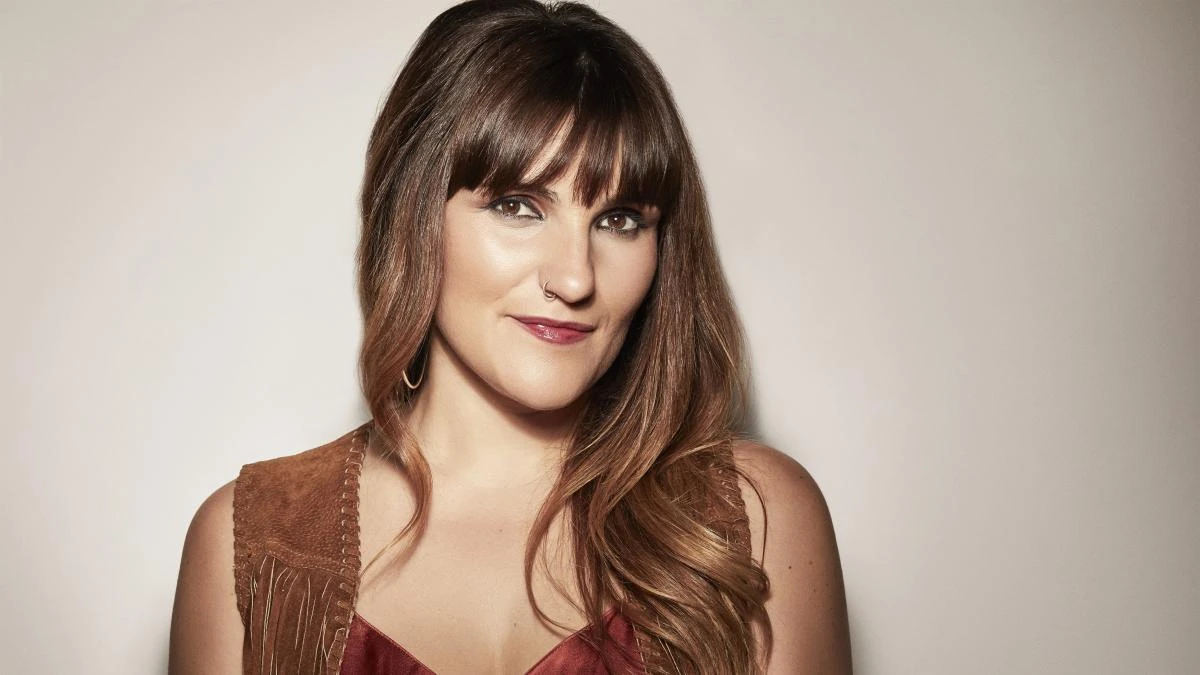 La cantante Rozalén sorprende con una emotiva reflexión tras el apagón: ''A veces tiene que pasar algo así para volver a mirarnos a los ojos''
