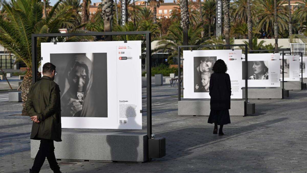 El KBr se echa a la calle con una nueva exposición al aire libre en el Port Olímpic