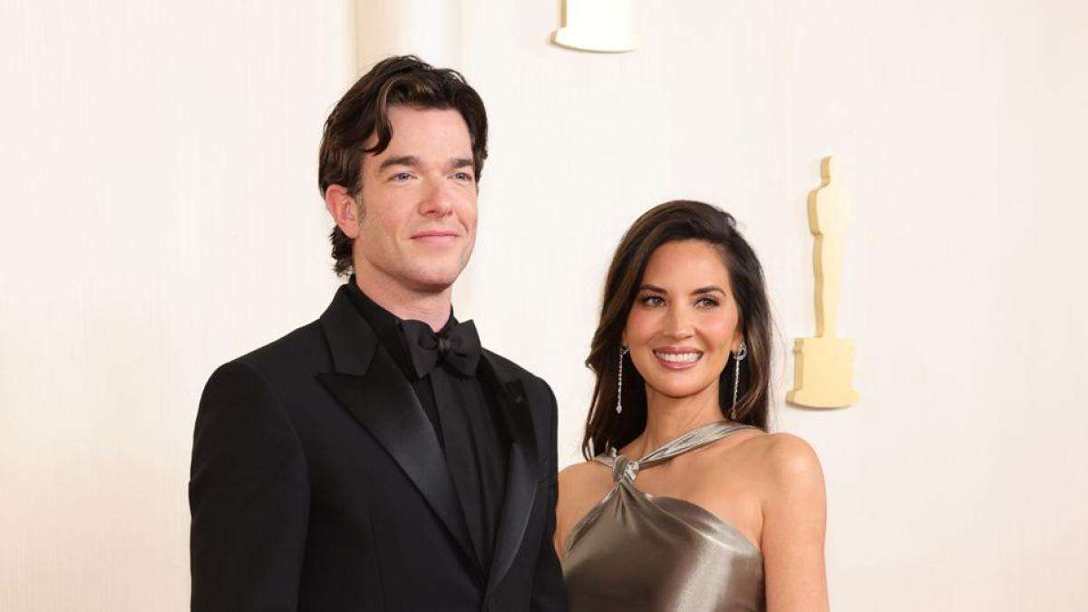 Olivia Munn y John Mulaney se han dado el 'sí, quiero' en una boda sencilla y secreta