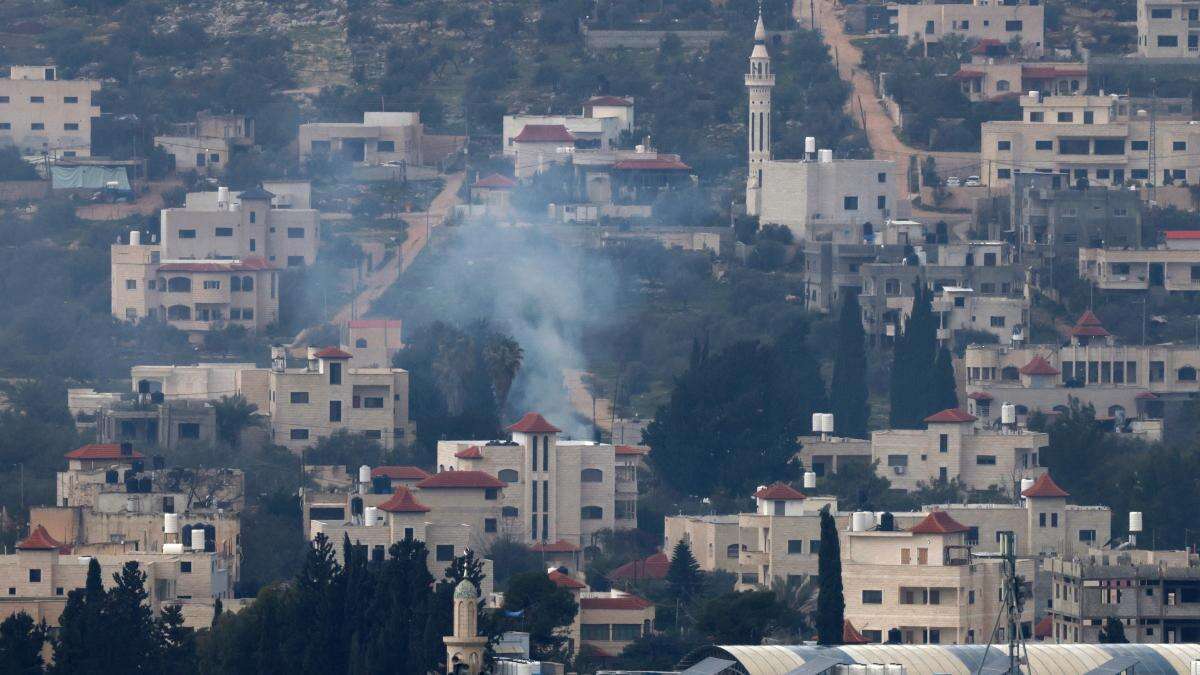 Un bombardeo israelí mata a un niño de 14 años y causa dos heridos en Cisjordania