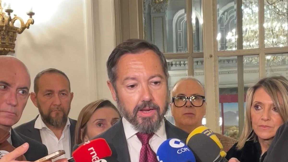 La Guardia Civil irrumpe en el Ayuntamiento de València y exige unos contratos de un edil de Vox