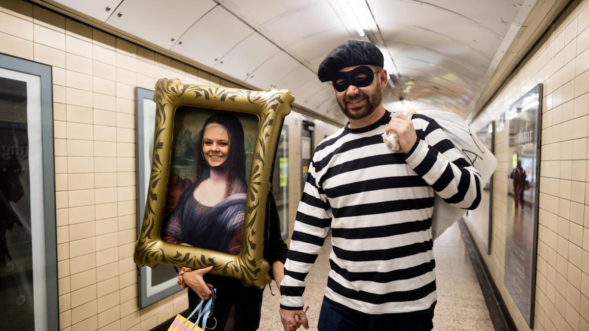 Uno de los cinco sospechosos del robo en el Louvre queda en libertad sin cargos