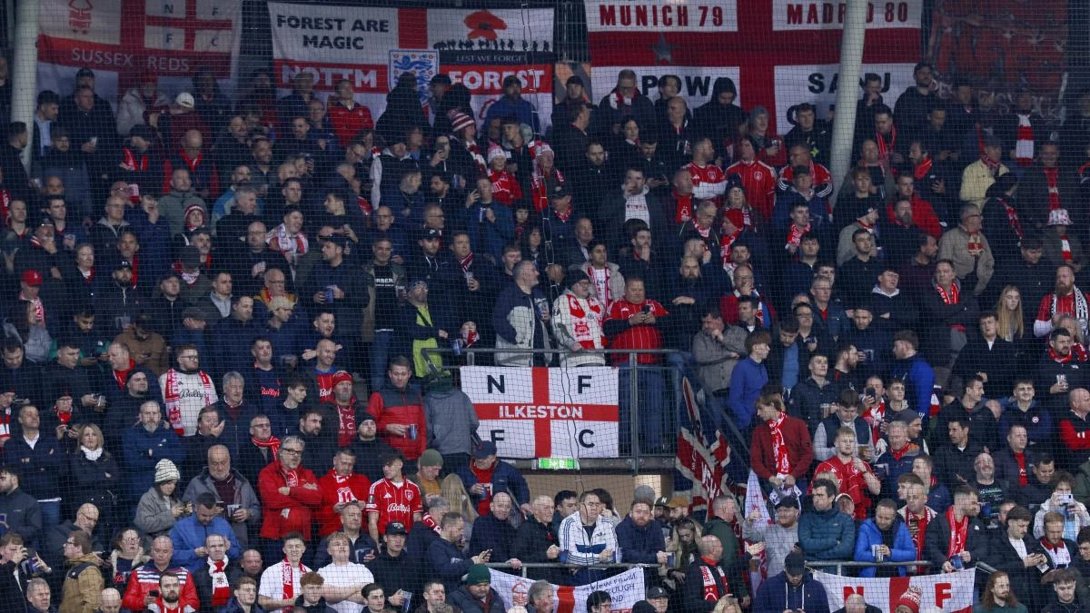 Ryanair no reembolsa el dinero de un vuelo al aficionado inglés que evitó una tragedia