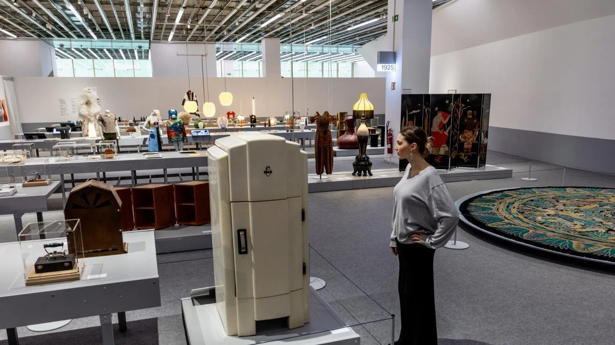 El DHub Barcelona exhibe cien años de cambios en el diseño y la sociedad