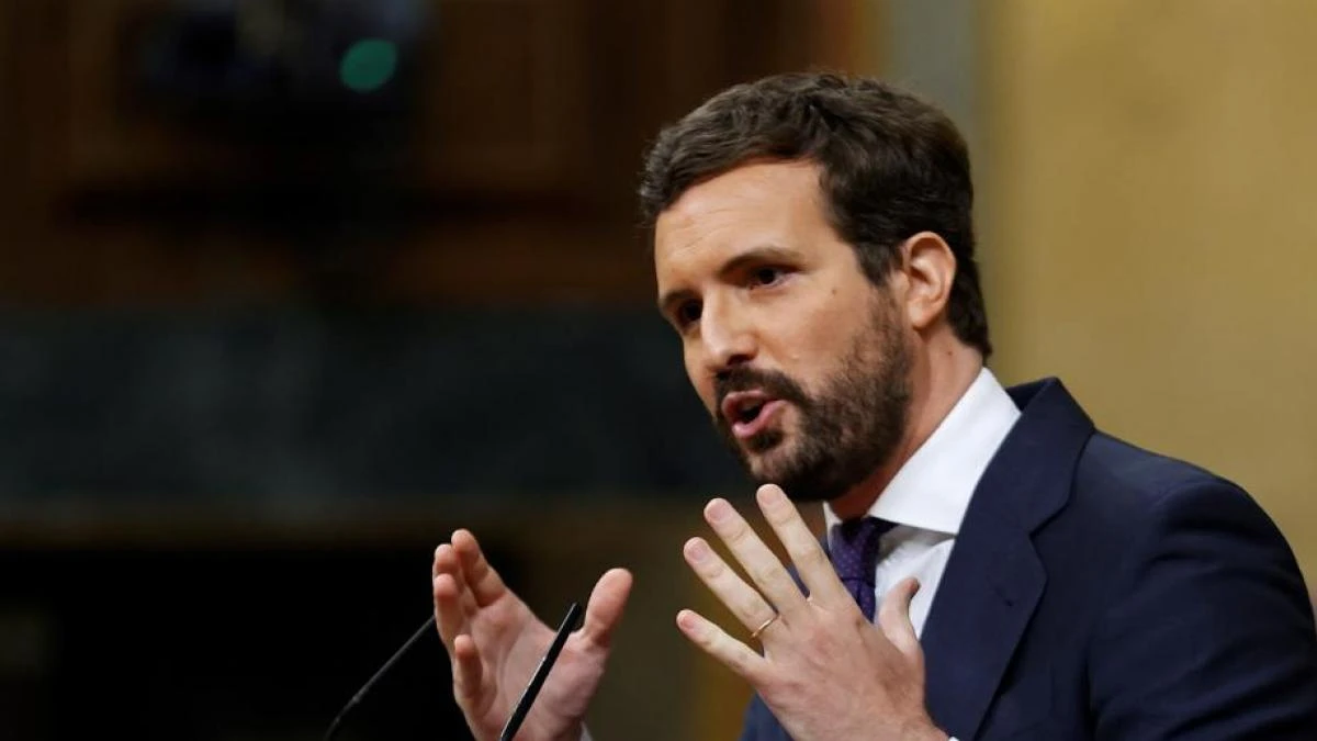 Casado enmienda a Sánchez: 